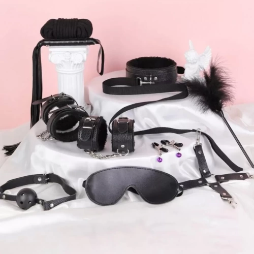 Đồ chơi bạo dâm nhiều món da mịn, lông mềm cực hot